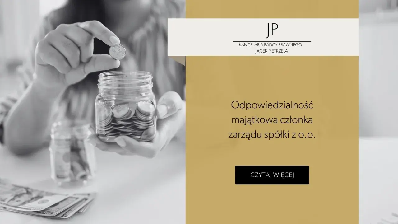 Ręka wrzuca monetę do słoika. JP, prezes zarządu, rozważa odpowiedzialność majątkową.